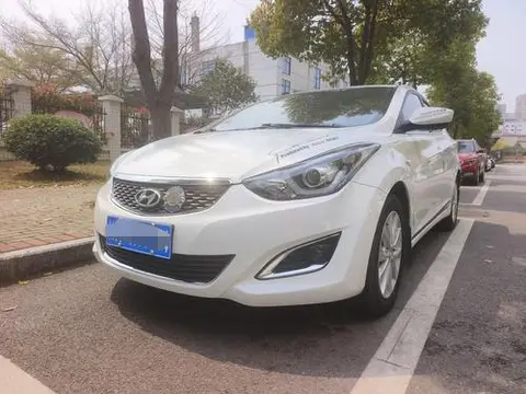 Hyundai Elantra Langdong 2016