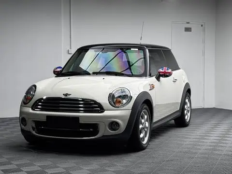 MINI MINI 2012