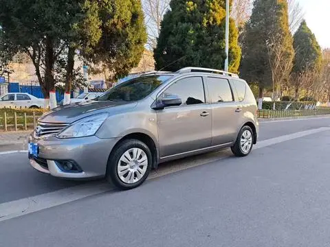 Nissan 骊威 2013