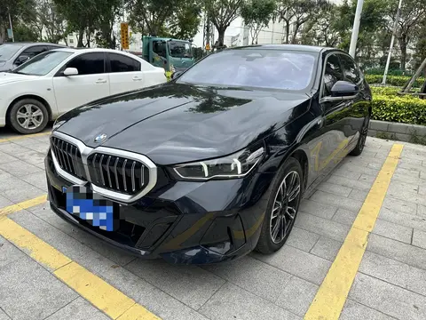 BMW 5 Series 2025