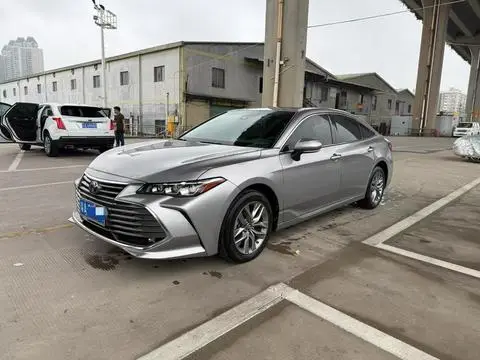 Toyota 亚洲龙 2022