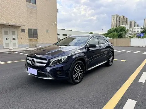 Mercedes-Benz GLA 2016