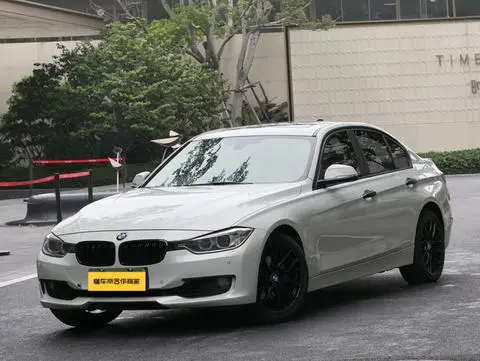 BMW 3 Series 2015 — фото 1