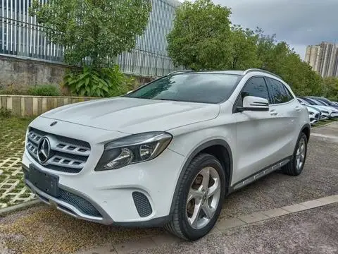Mercedes-Benz GLA 2017