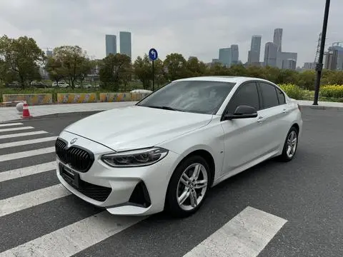 BMW 1 Series 2021