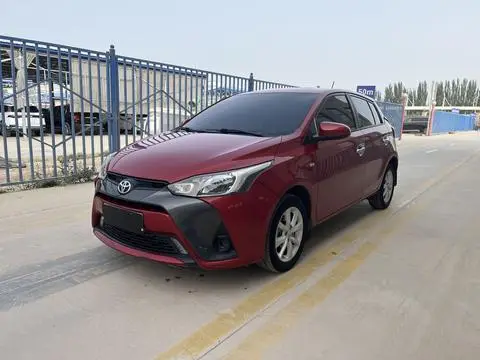 Toyota YARIS L 2016