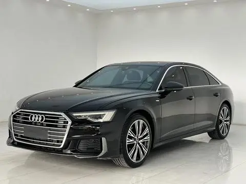 Audi A6L 2022 — фото 1