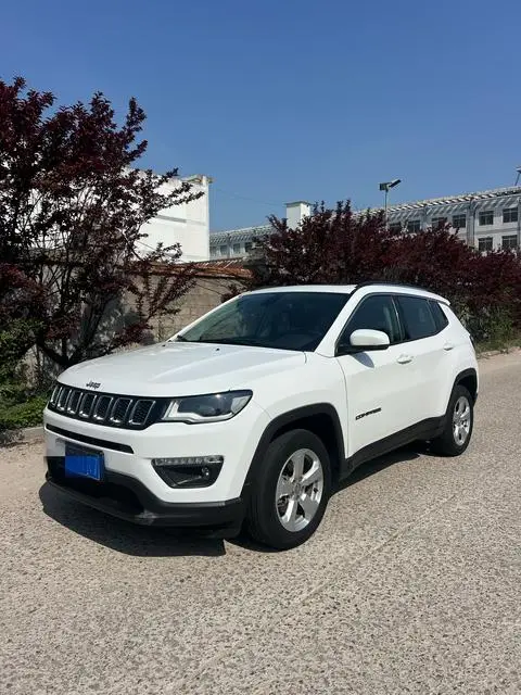Jeep 指南者 2017