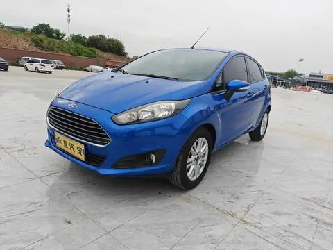 Ford 嘉年华 2013