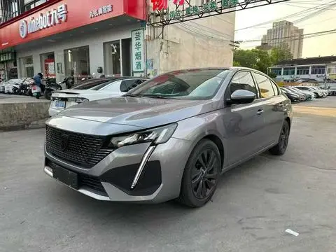 Peugeot 408 2022