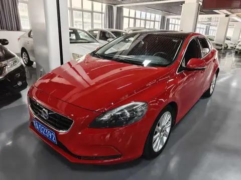 Volvo V40 2013
