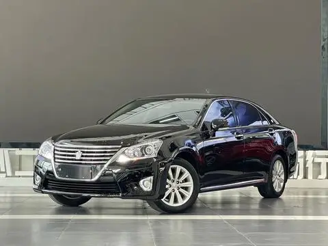 Toyota Crown 2012