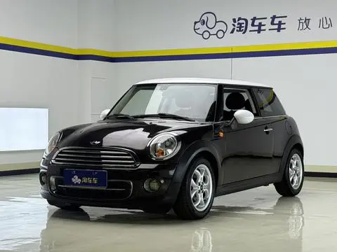 MINI MINI 2011