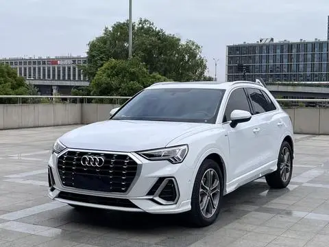 Audi Q3 2021