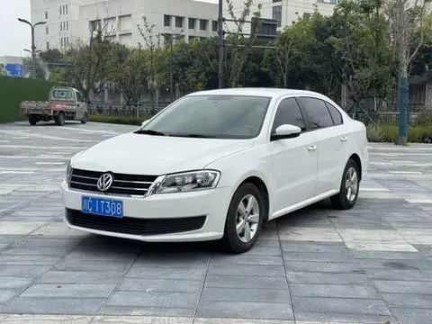 Volkswagen Lavida 2013