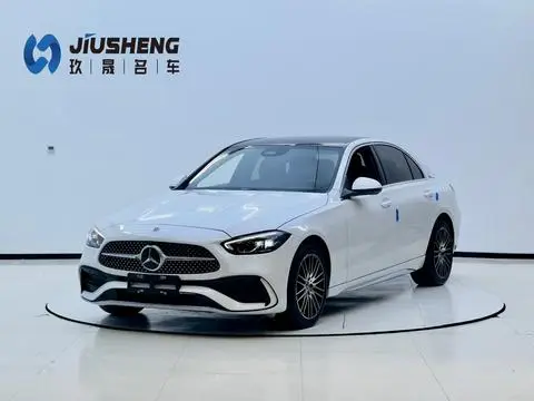 Mercedes-Benz C-Class 2024