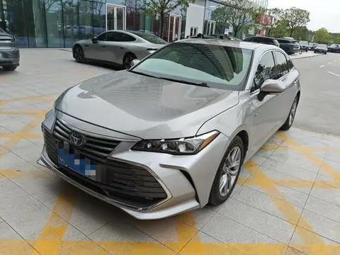 Toyota 亚洲龙 2019