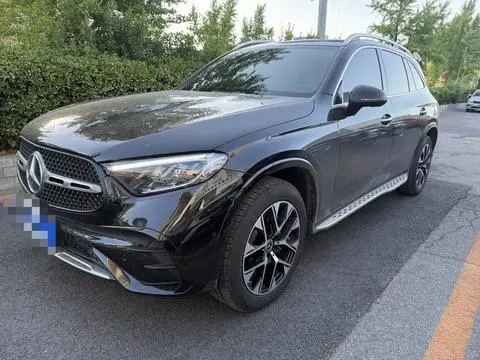 Mercedes-Benz GLC 2023