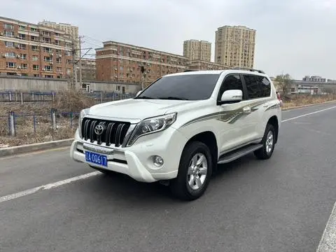 Toyota Prado 2016