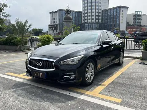 Infiniti Q50L 2015