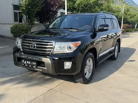 Toyota 兰德酷路泽 2012