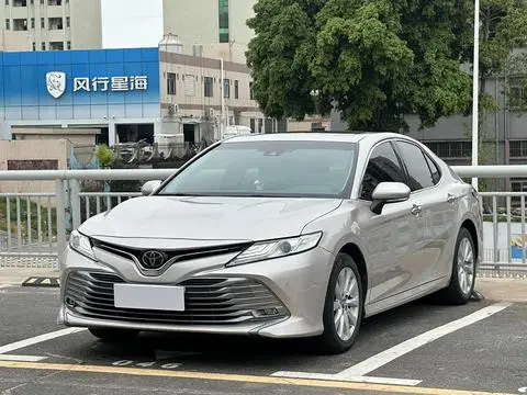 Toyota Camry 2019