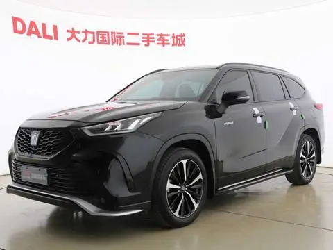 Toyota Crown Kluger 2022