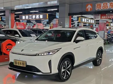 Roewe D5X DMH 2024