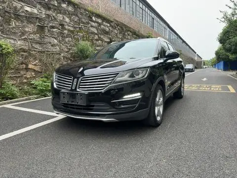 Lincoln MKC 2017