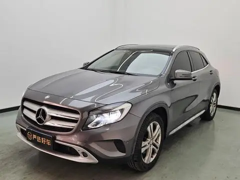 Mercedes-Benz GLA 2016