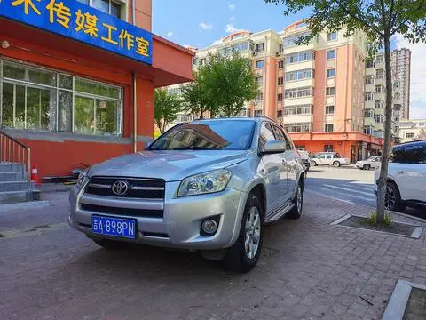 Toyota RAV4 2009