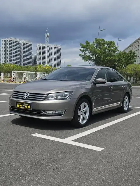 Volkswagen Passat 2011