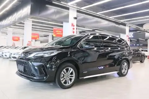 Toyota Granvia 2023