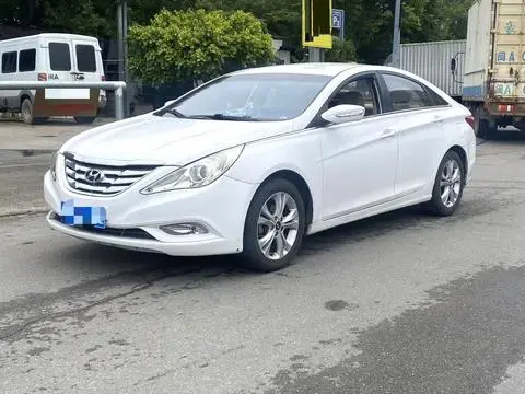 Hyundai 索纳塔八 2011