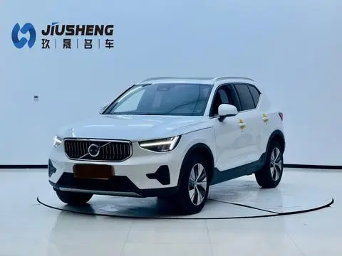 Volvo XC40 2023