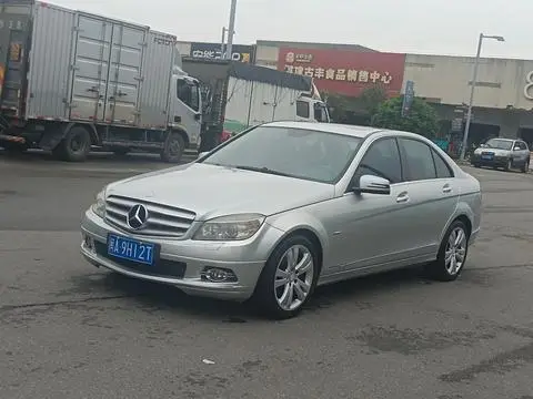 Mercedes-Benz C-Class 2010