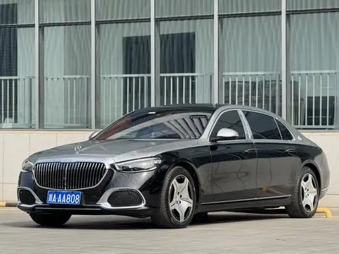 Mercedes-Benz 迈巴赫S-Class 2023