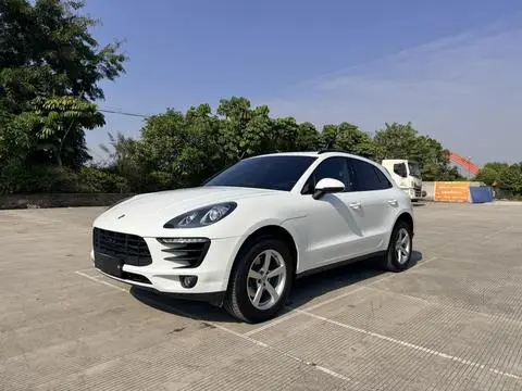 Porsche Macan 2016