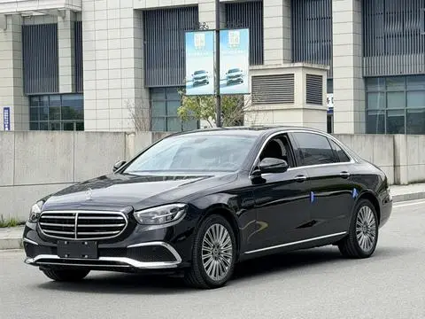 Mercedes-Benz E-Class 2023
