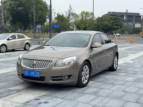 Buick Regal 2011
