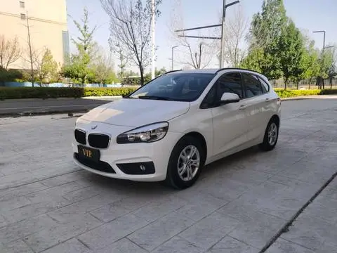 BMW 2 Series 旅行车 2015