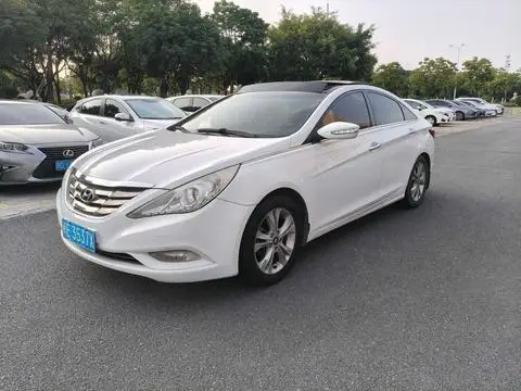 Hyundai 索纳塔八 2011