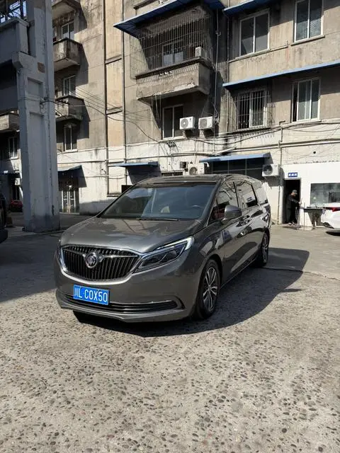 Buick GL8 2018