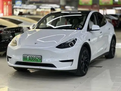 Tesla Model Y 2022