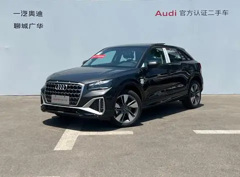 Audi Q2L 2025