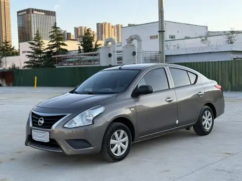 Nissan 阳光 2014