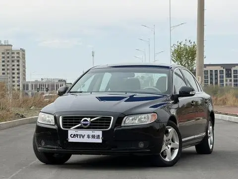 Volvo S80L 2011