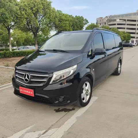 Mercedes-Benz 威霆 2018
