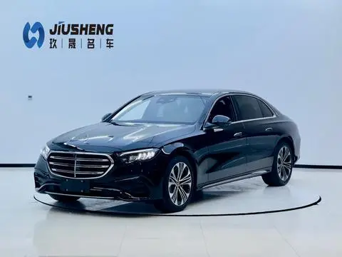 Mercedes-Benz E-Class 2024