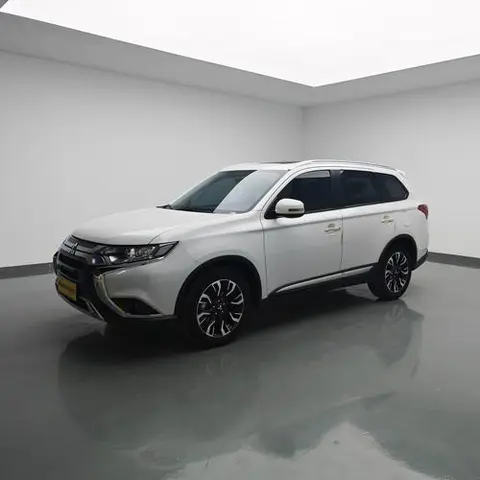 Mitsubishi 欧蓝德 2020